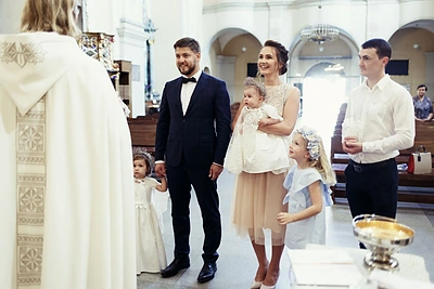 Dizainerės Julijos Žižės dukrų krikštynų šventė