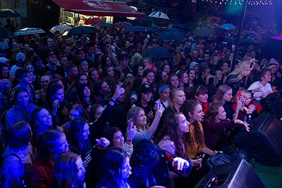 Vilnių drebino repo grupė „Flying Saucer Gang“