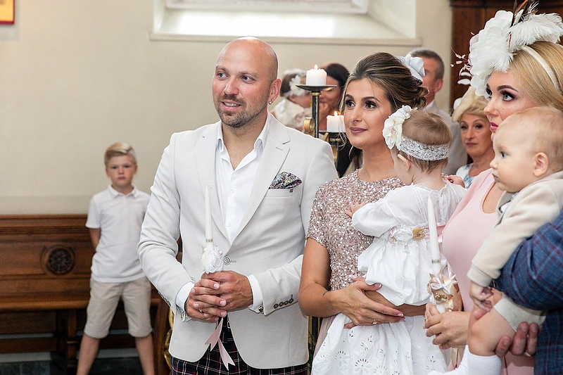 Remigijaus ir Rovenos Žiogų sūnaus krikštynų akimirka