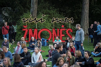 Grupės „Rhye“ koncerto akimirkos