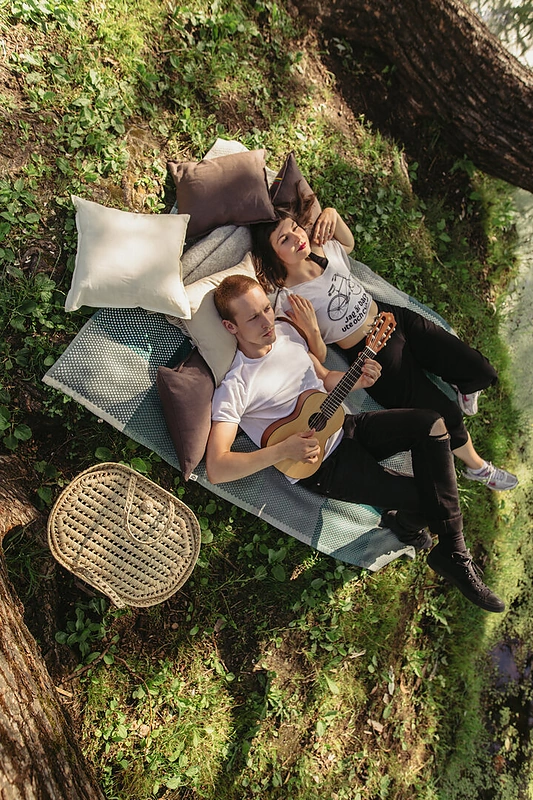 Duetas „Kamanių šilelis“: Kamilė Gudmontaitė ir Mantas Zemleckas