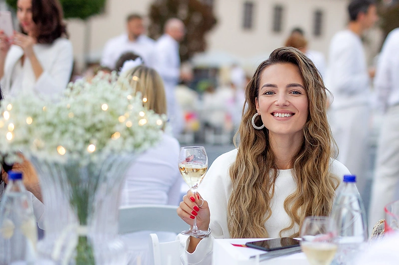 Jubiliejinė „Le Dîner en Blanc“ vakarienė Vilniuje