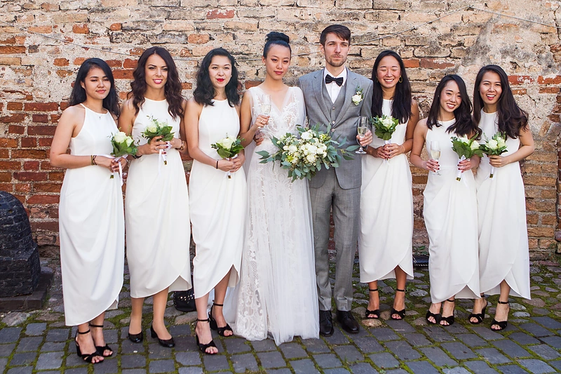 Gatvės menininkas Ernestas Zacharevičius vedė mylimąją Sheeną Liam