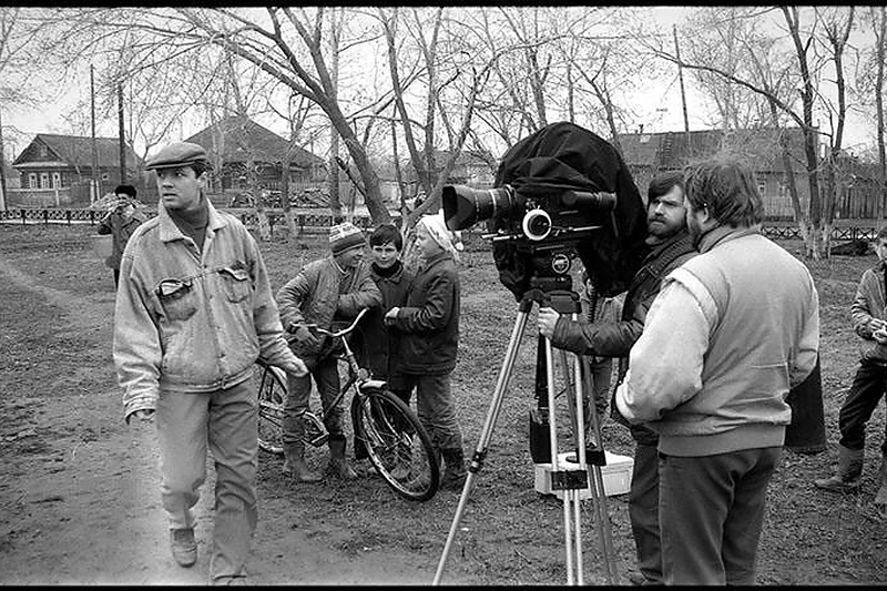 Kadras iš filmavimų: kairėje – Algis Arlauskas