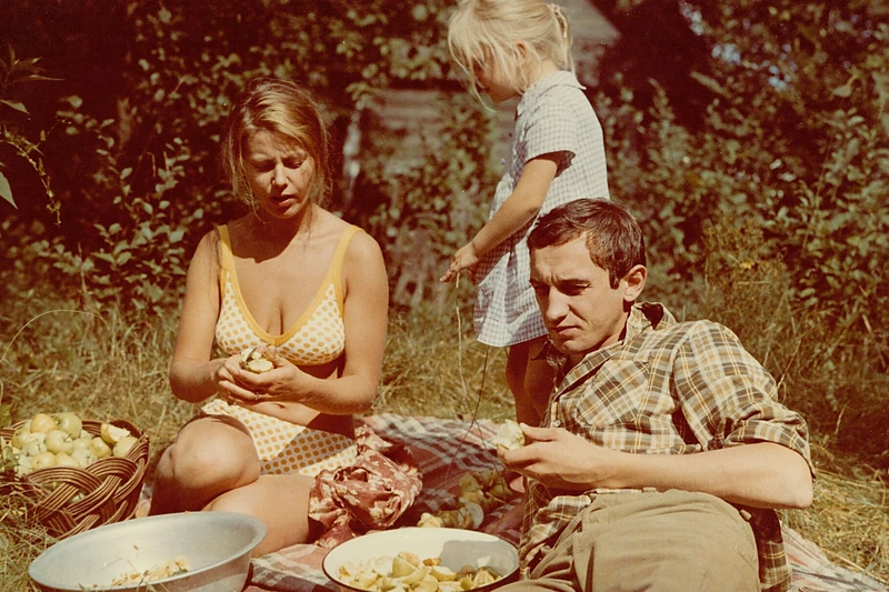 Aktorė Vaiva Mainelytė: akimirka iš „Vasara baigiasi rudenį“ (1982)