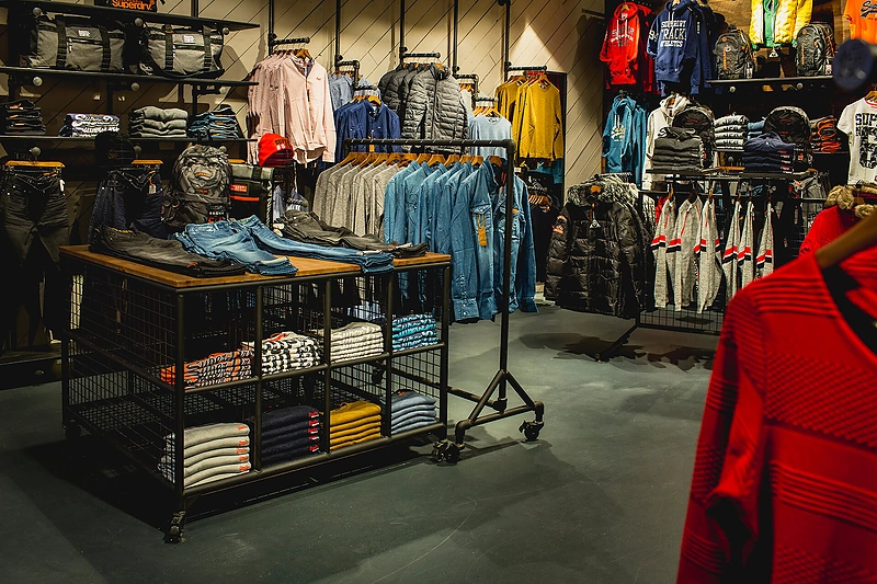 Atidaroma „Superdry“ parduotuvė Vilniuje