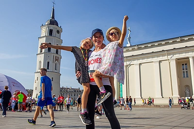 „Žmonės“ komanda dalyvavo „Danske Bank Vilniaus maratone“