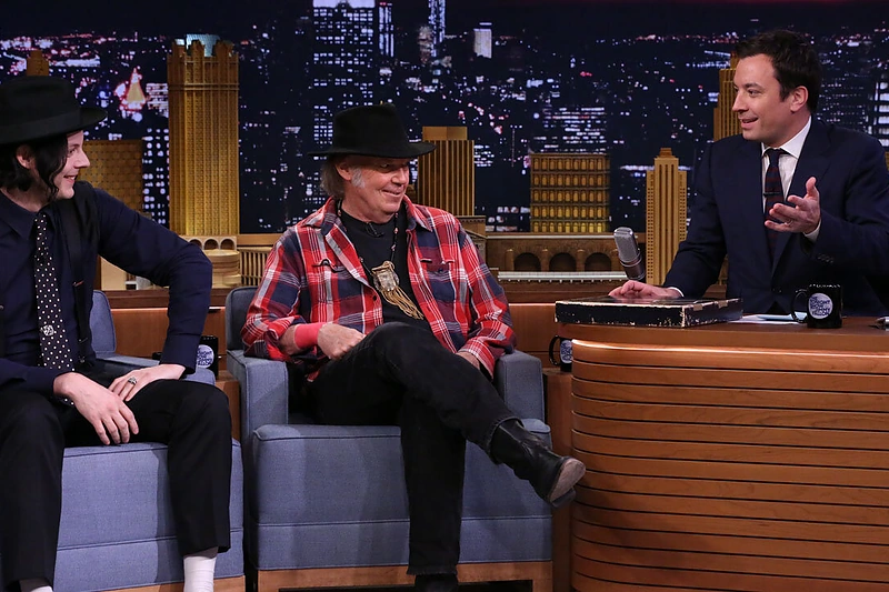 Jackas White'as ir Neilas Youngas, Jimmy Fallonas