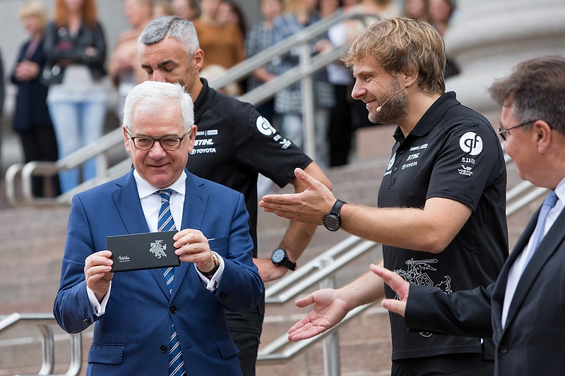 Naujo lenktynininkų komandos „GF Pitlane“ automobilio pristatymas