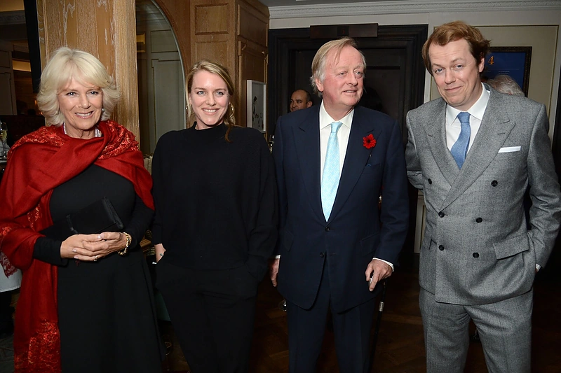 Kornvalio hercogienė Camilla ir jos vaikai Tomas Parkeris Bowlesas bei Laura Lopes