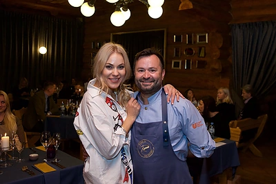 Legendinis virtuvės šefas Ruslanas Bolgovas legendinėje vietoje savo gimtadienio svečius lepino vakariene