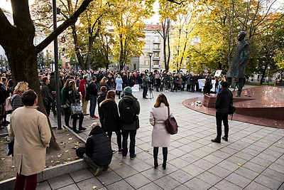 Protestas prieš žiniasklaidos suvaržymus „Tiesos Neužtildysi“