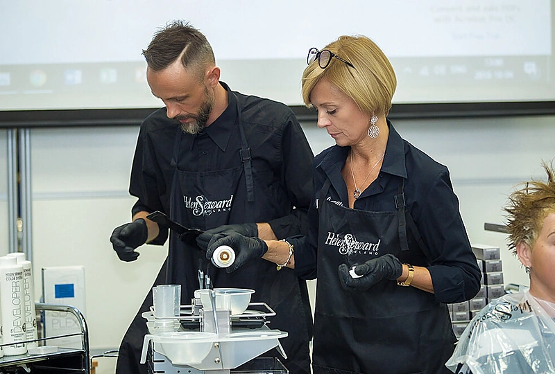 Seralio „Rimti reikalai“ aktorė Austėja Lukaitė tapo šukuosenų modeliu