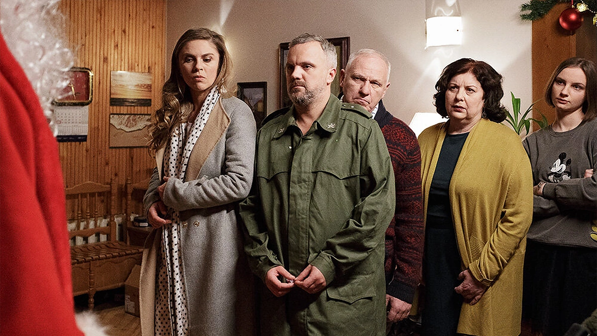 Kadras iš filmo „Melagiai“