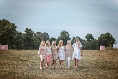 Inga Jokubaitienė pratęsė rožinę moterų solidarumo grandinę