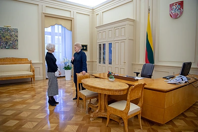 Lietuvoje svečiuojasi aktorė Helen Mirren: apsilankė ir pas Prezidentę