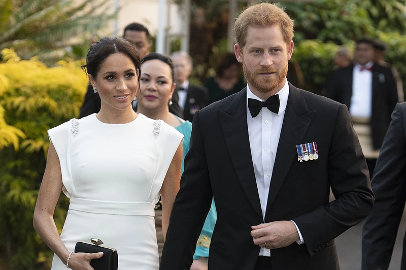 Meghan Markle ir princas Harry lankėsi Tongoje