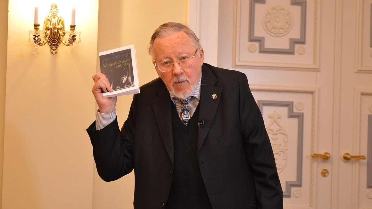 Bibliotekos atidarymo akimirka