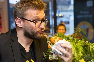 Alfo Ivanausko burgerių pristatymas/Pauliaus Peleckio nuotr.