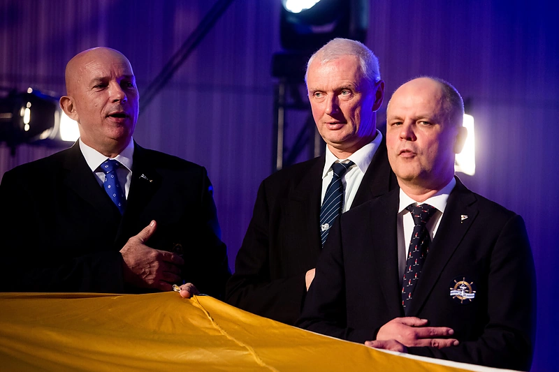 VO65 jachtos AMBERSAIL-II pristatymo akimirka