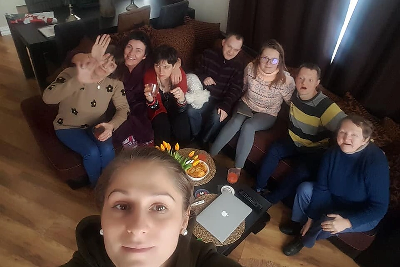 Skaistę Semenikę aplankė draugai
