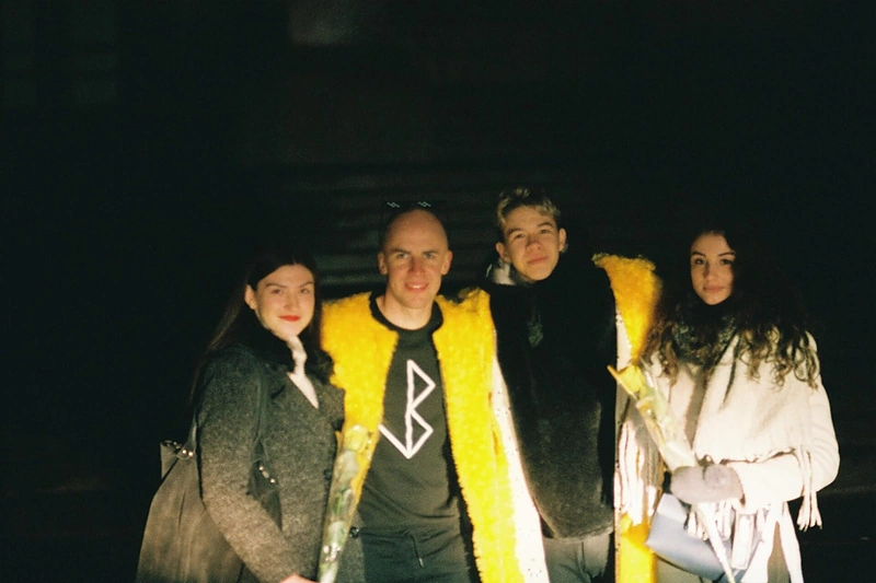Vidas Bareikis kartu su influenceriu ir garsiu vlogeriu Tomu Dzidzevičiumi leidosi į avantiūrą/Asameninio archyvo nuotr.