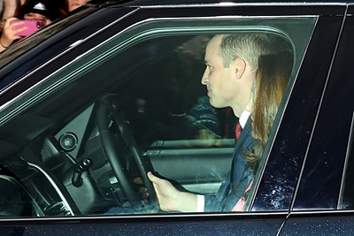 Karališkoji šeima vyksta kalėdinių pietų/Vida Press nuotr.