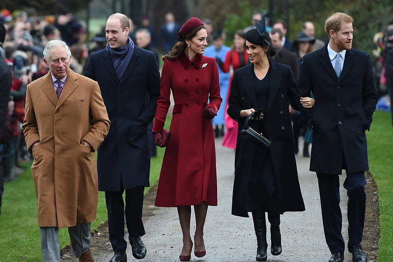 Britų karališkoji šeima lankėsi kalėdinėse mišiose / „Scanpix“ nuotr.