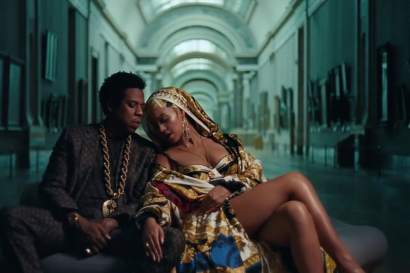 Akimirka iš Beyonce ir Jay-Z vaizdo klipo Luvre/Vida Press nuotr.