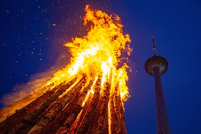 Atminimo laužų uždegimo ceremonija