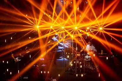 „Freaks On Floor“ koncerto akimirka/Gretos Skaraitienės nuotr.