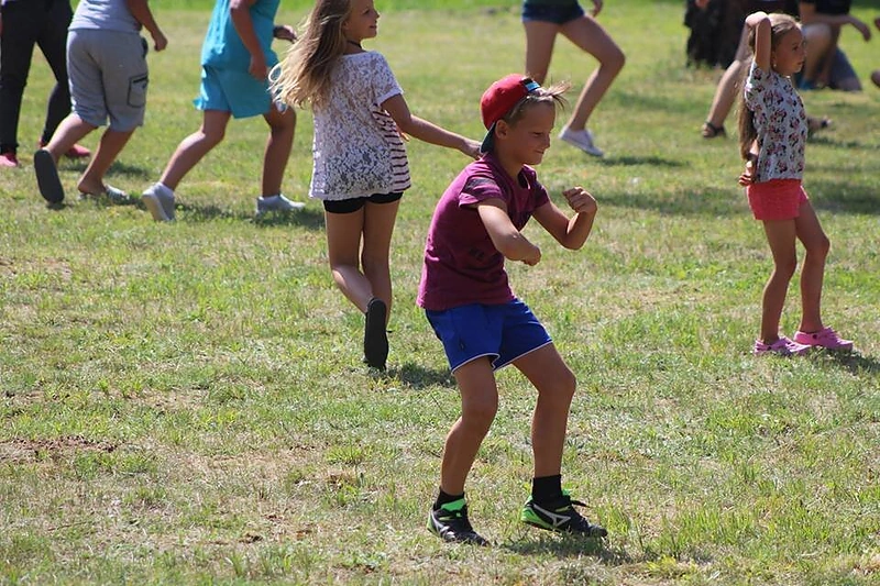 Akimirkos iš stovyklos/ Asmeninio albumo nuotr.