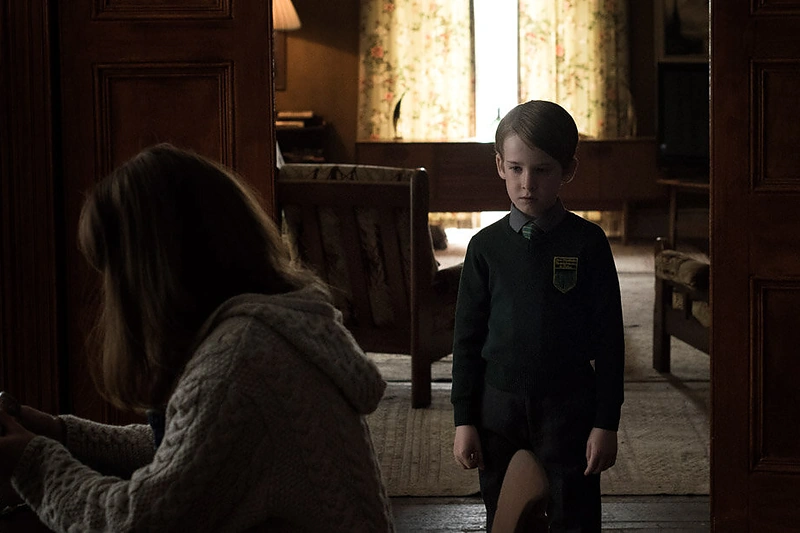 Kadras iš filmo „Kiaurymė“