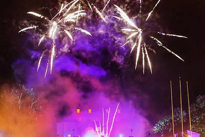 Ledo skulptūrų ir ugnies festivalio „Ledo karalystė“ akimirka