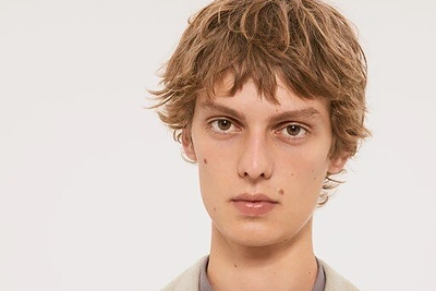 „COS“ atidarys pirmąją parduotuvę Lietuvoje/ „COS“ nuotr.