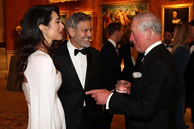 George'as ir Amal Clooney Bekingemo rūmuose/Vida Press nuotr.