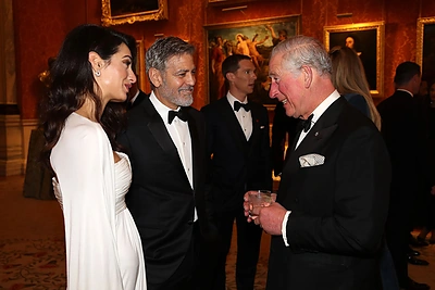 George'as ir Amal Clooney Bekingemo rūmuose/Vida Press nuotr.