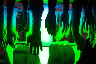 Edith Karlson personalinė paroda „Keturių raidžių pasaulis“ / I. Gelūno nuotr.