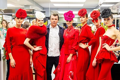 Juozas Statkevičius Vilniaus „Kristianos“ salone pristatė savo darbus/Irmanto Gelūno nuotr.