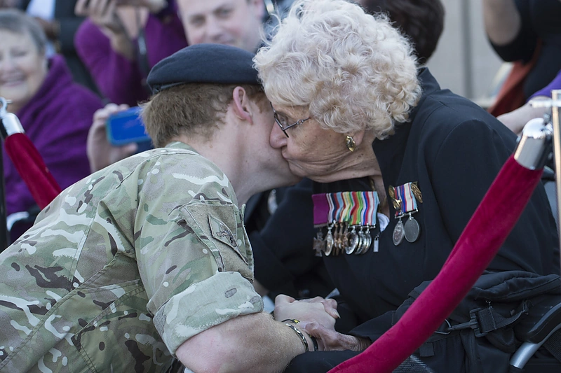 Didžiausia princo Harry gerbėja – Daphne Dunne/ Vida Press nuotr.