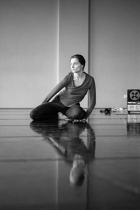 Šokio spektaklis „Ekspansija. Visata įeina į mano kūną“/Organizatorių nuotr.