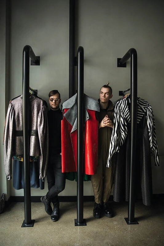 „Beissoul & Einius“ kuria ne tik muziką, bet ir įspūdingas kostiumų kolekcijas
