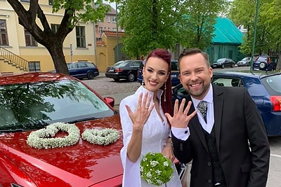 Dainininkas Juozas Butnorius Klaipėdoje vedė mylimąją Gražiną