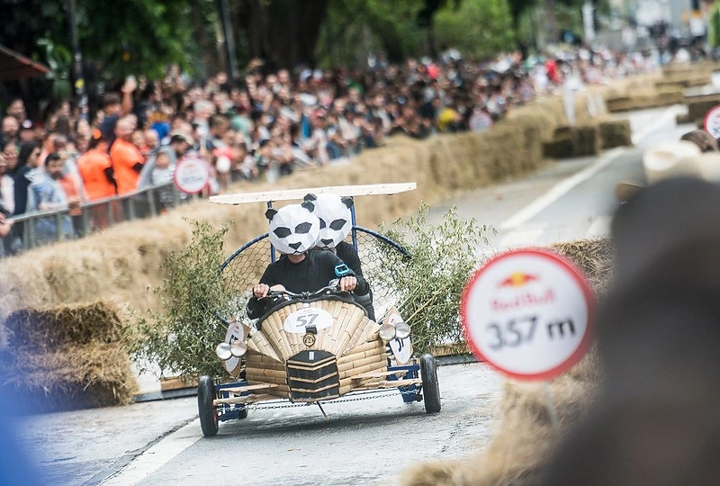 „Red Bull“ muilinių lenktynės / Red Bull Content Pool nuotr.