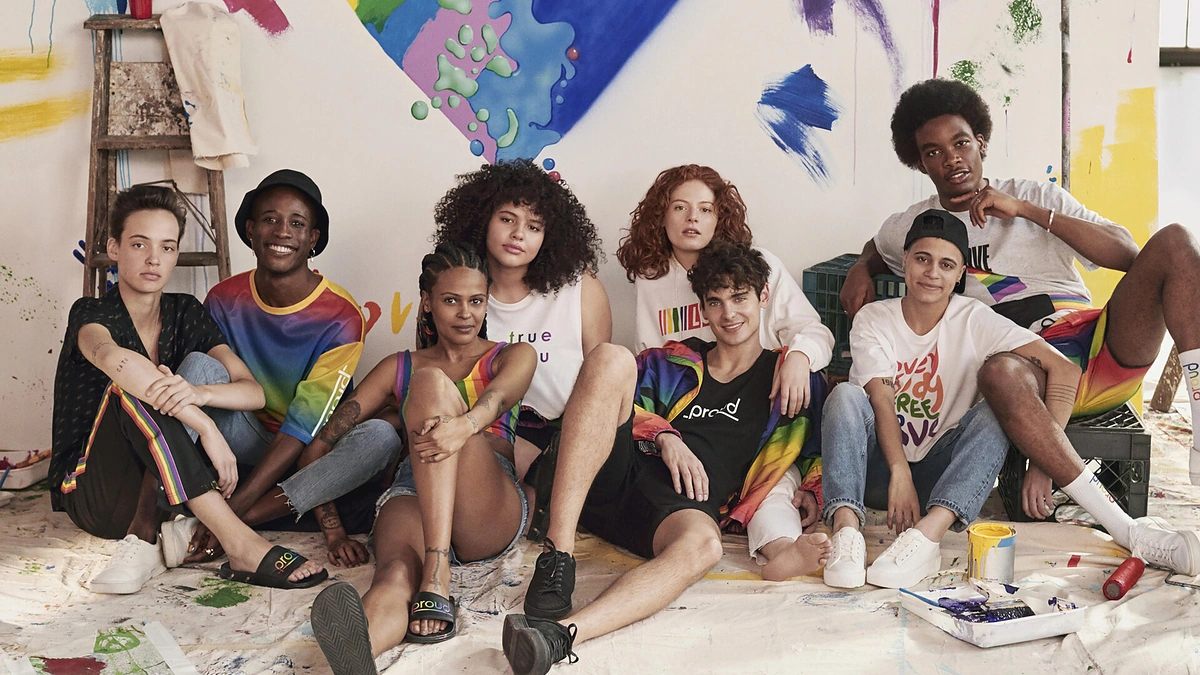 „H&M“ pristato specialią kolekciją, palaikančią LGBTQ/„H&M“ nuotr.