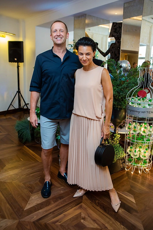 Prabangaus verslo klasės viešbučio „Radisson Blu Royal Astorija“ naujojo baro ir vyno rūsio atidarymas