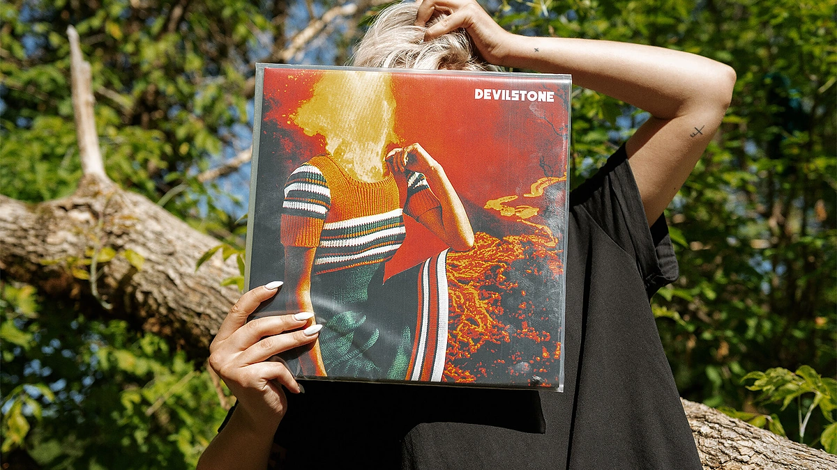 „Devilstone“ pristato festivalio vinilinę plokštelę