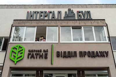 Tarptautinio jaunųjų dizainerio konkurso fotosesijos dienos užkulisiai ir parodos pristatymas / Organizatorių nuotr.
