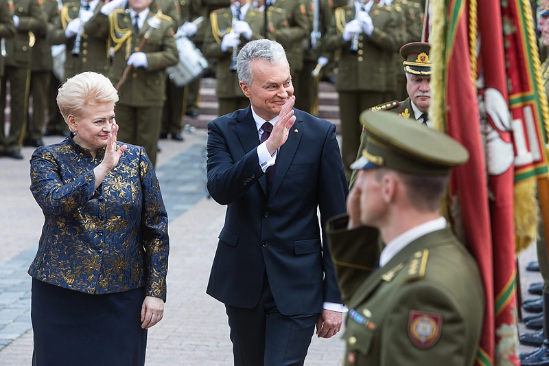 Lietuvos ginkluotųjų pajėgų rikiuotė ir paradas Gedimino prospektu / G. Skaraitienės / „Žmonės Foto“ nuotr.