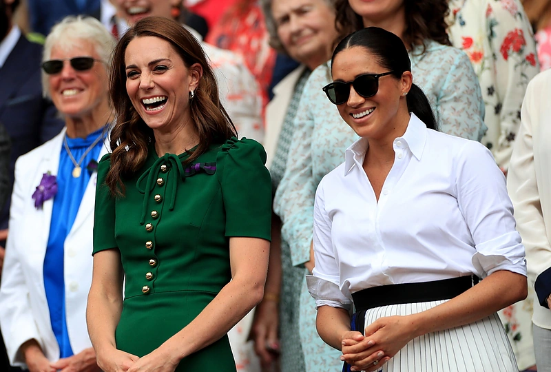 Kate Middleton ir Meghan Markle kartu stebėjo teniso turnyrą / „Scanpix“ nuotr.